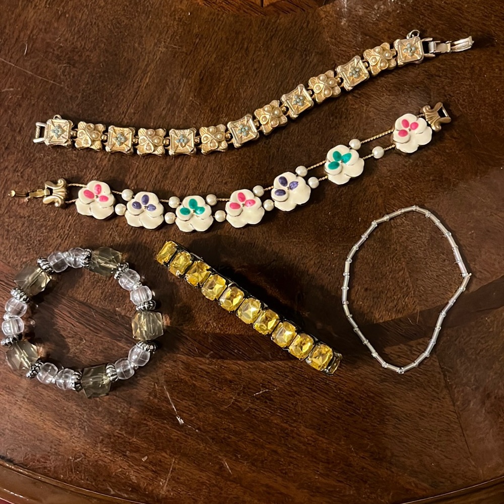 Vintage lot Bracelets Enameled slide bracelet and stretch and link bracelet